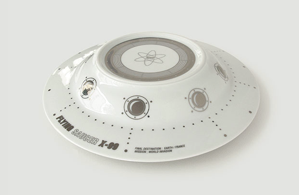 flying-saucer-plate
