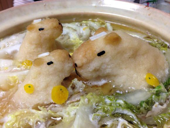 in-japan-not-only-do-capybaras-bathe-in-hot-springs-they-swim-in-your-soup