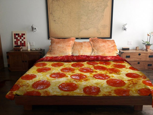 pizza-bed