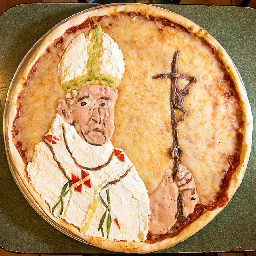 pope_pizza-2