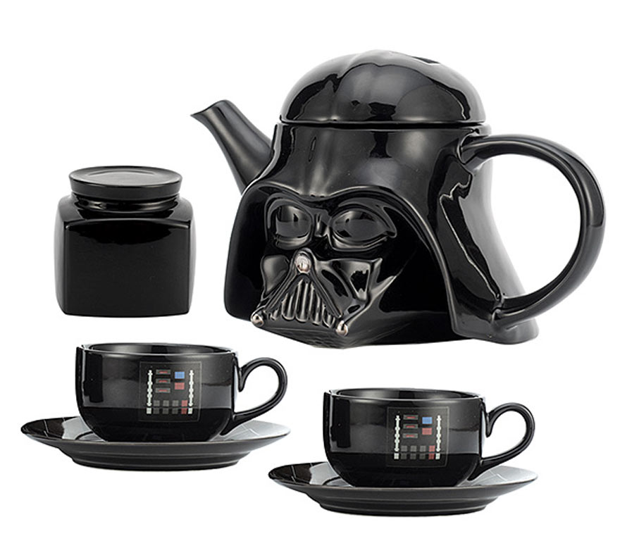 Brewing up with the Star Wars Darth Vader kettle - Retro to Go